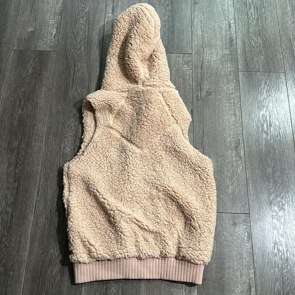 prAna  Vapor Permafrost Hooded fleece Vest Women’s size M - Picture 5 of 5